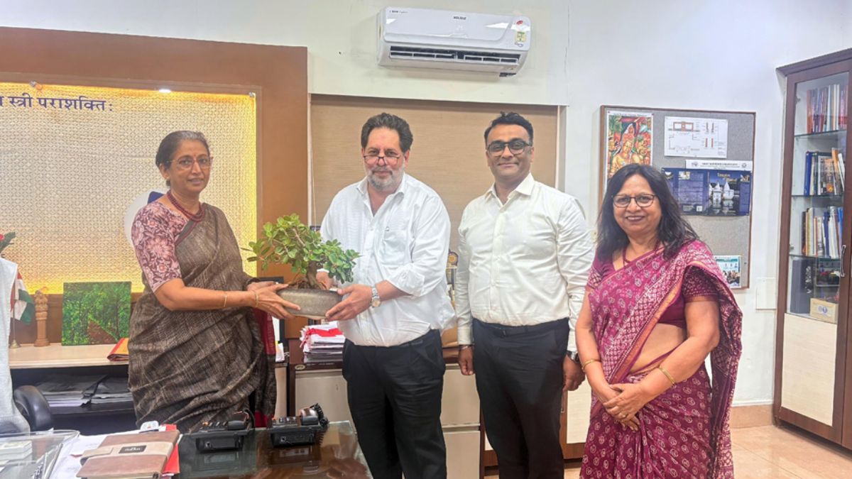HubbleHox and SNDT Women’s University Collaborate to Empower the Next Generation of Educators