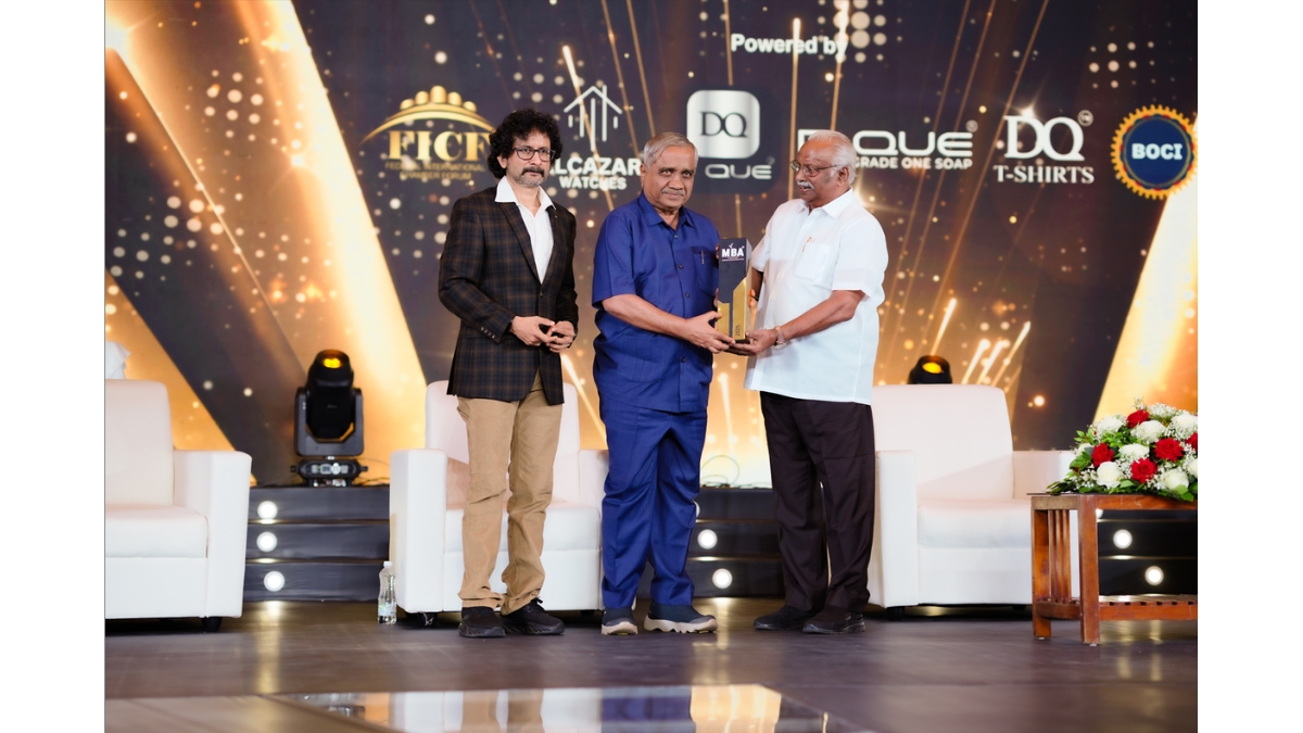Manappuram Presents Unique Times MBA Award to Vijay Sankeshwar in Historic 19th Edition
