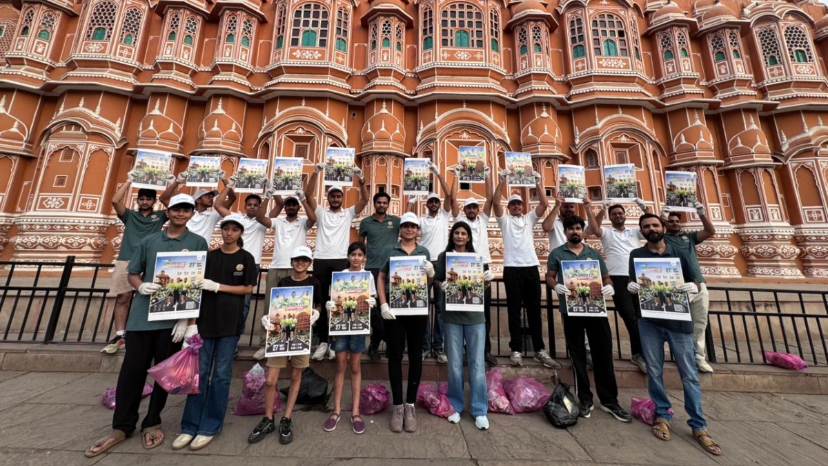Plog Run at Hawa Mahal — GreenFit Foundation & Aravalli Foundation Spread Message of Cleanliness